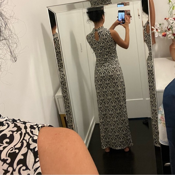 Turtle neck dress, beige and black - Picture 3 of 4